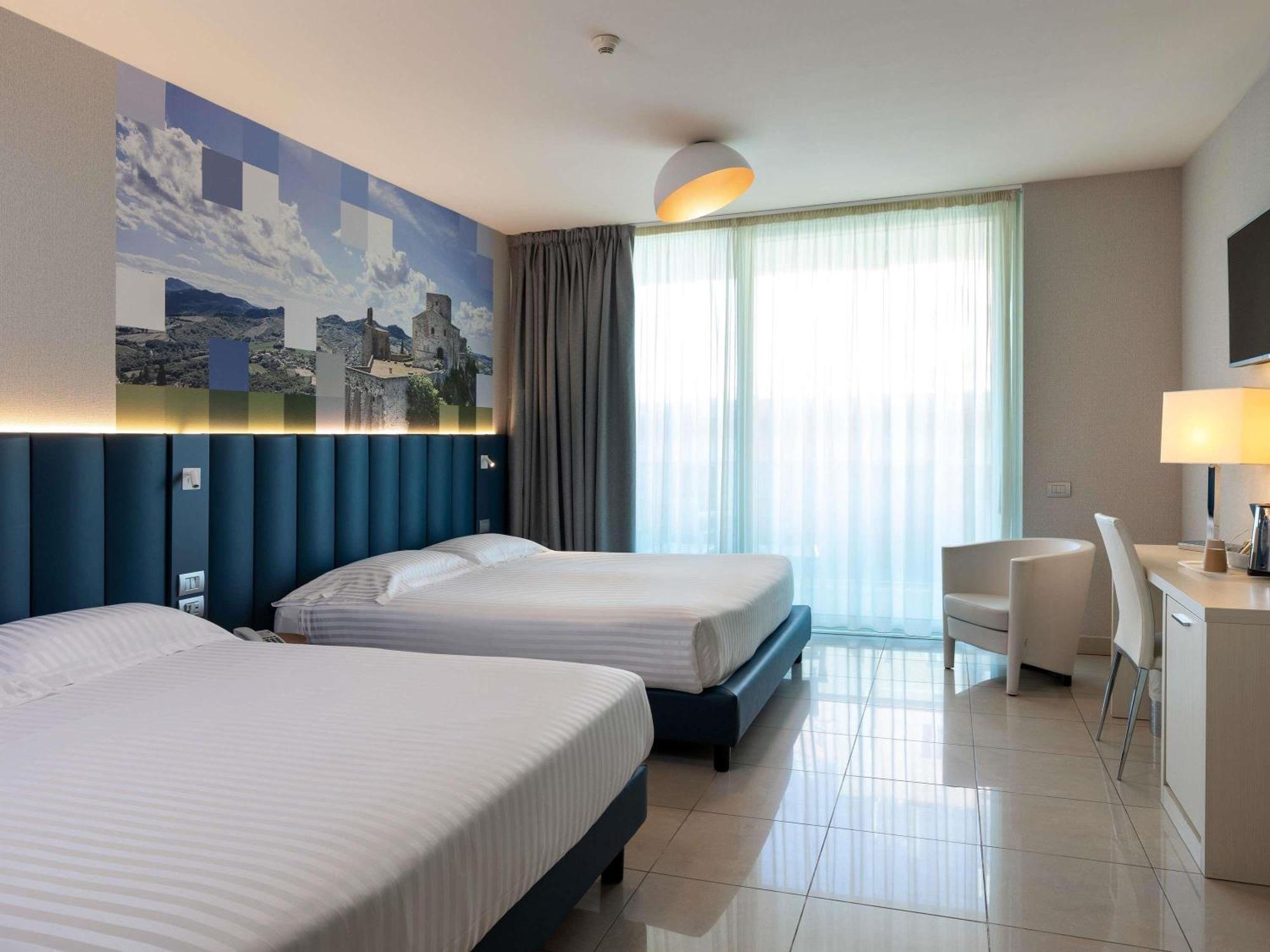 Mercure Artis 4*
