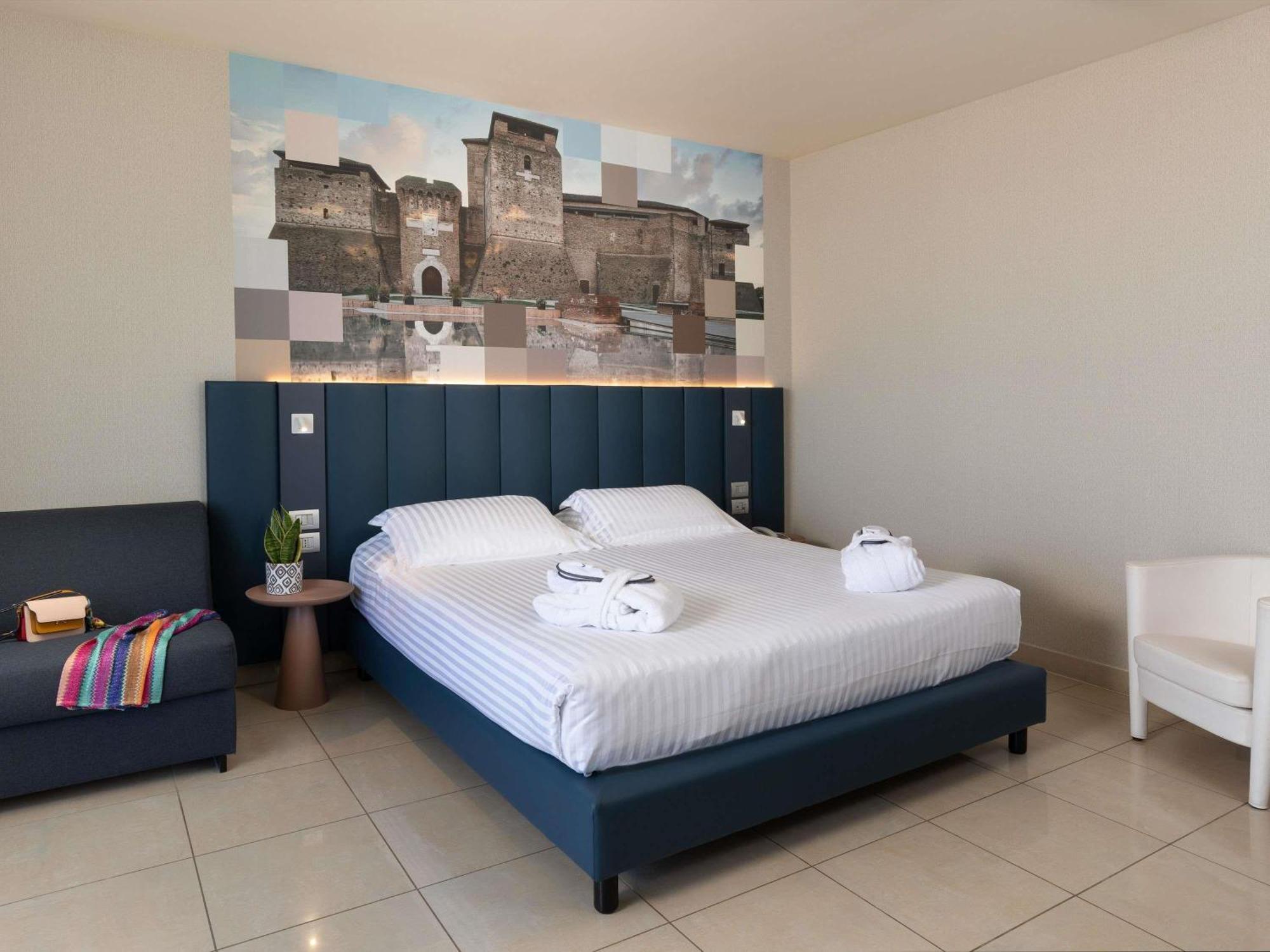 Mercure Artis