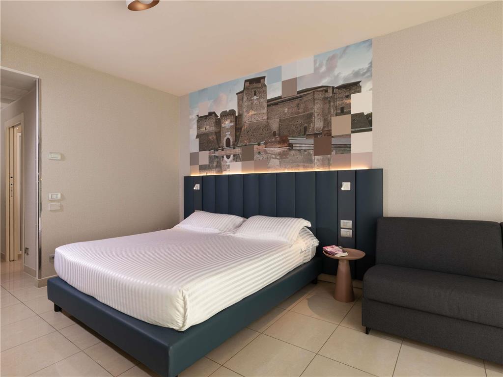 Mercure Artis Hotel