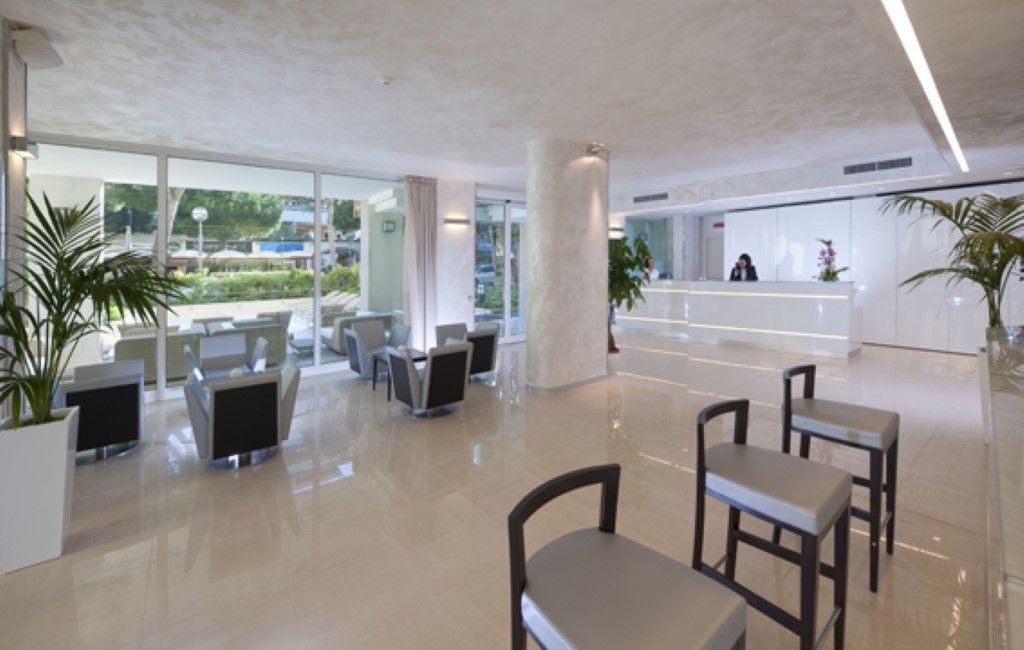 Mercure Artis 4*